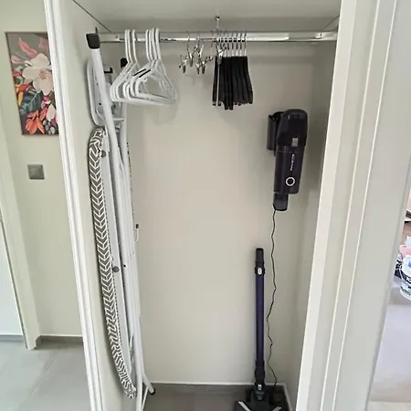 Appartement 1 Dans Neuf, Terrasse Sud, Meublé Contemporain, Parking *