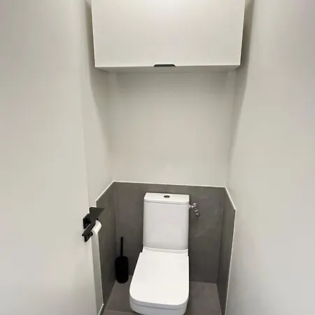 1 Dans Neuf, Terrasse Sud, Meublé Contemporain, Parking * Aix-les-Bains