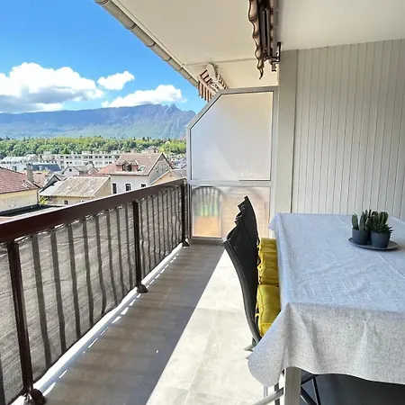 1 Dans Neuf, Terrasse Sud, Meublé Contemporain, Parking Apartment