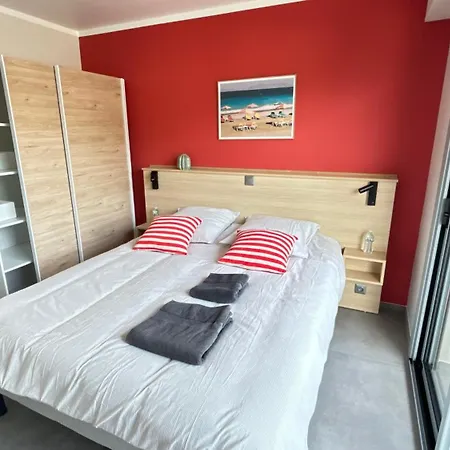 1 Dans Neuf, Terrasse Sud, Meublé Contemporain, Parking *