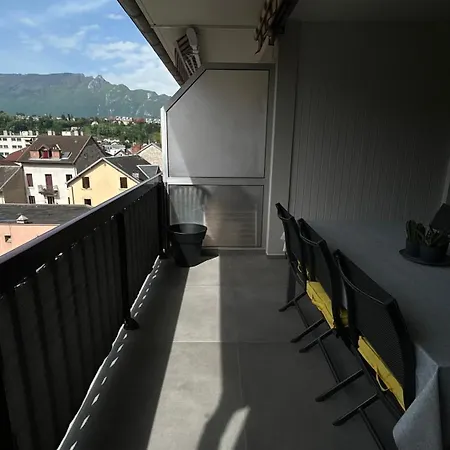 1 Dans Neuf, Terrasse Sud, Meublé Contemporain, Parking *