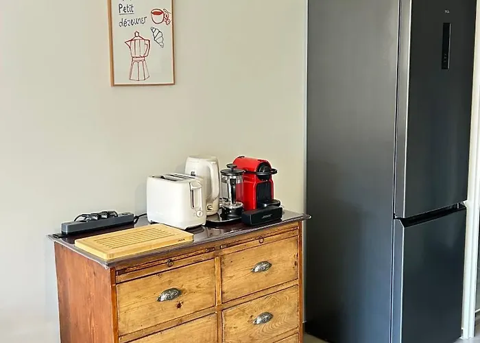 1 Dans Neuf, Terrasse Sud, Meuble Contemporain, Parking 艾克斯莱班