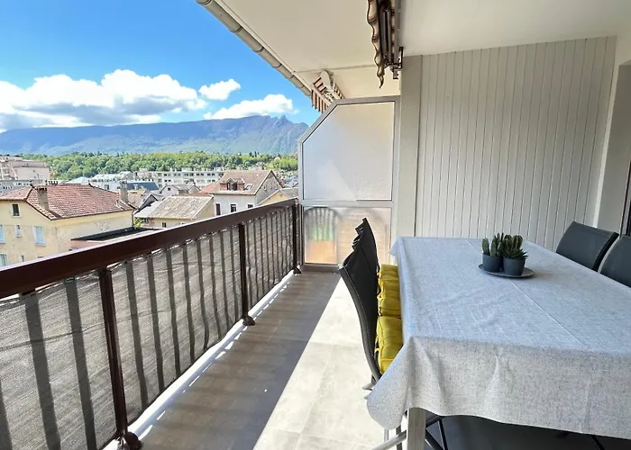 1 Dans Neuf, Terrasse Sud, Meuble Contemporain, Parking 公寓