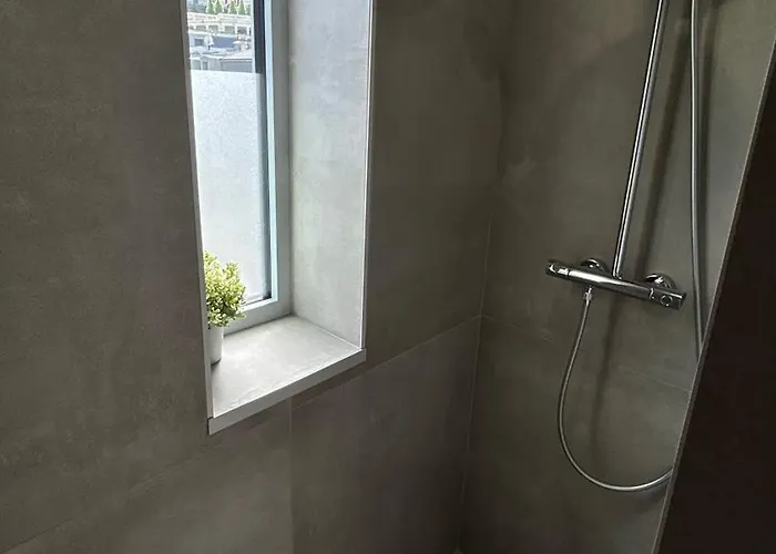 1 Dans Neuf, Terrasse Sud, Meuble Contemporain, Parking 公寓 *