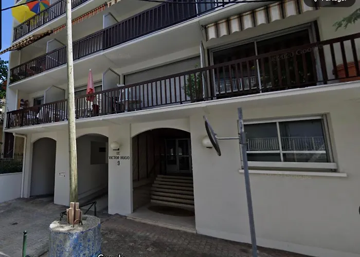 1 Dans Neuf, Terrasse Sud, Meuble Contemporain, Parking * 艾克斯莱班