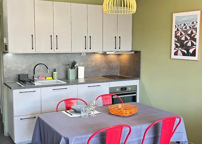 1 Dans Neuf, Terrasse Sud, Meuble Contemporain, Parking 公寓 *